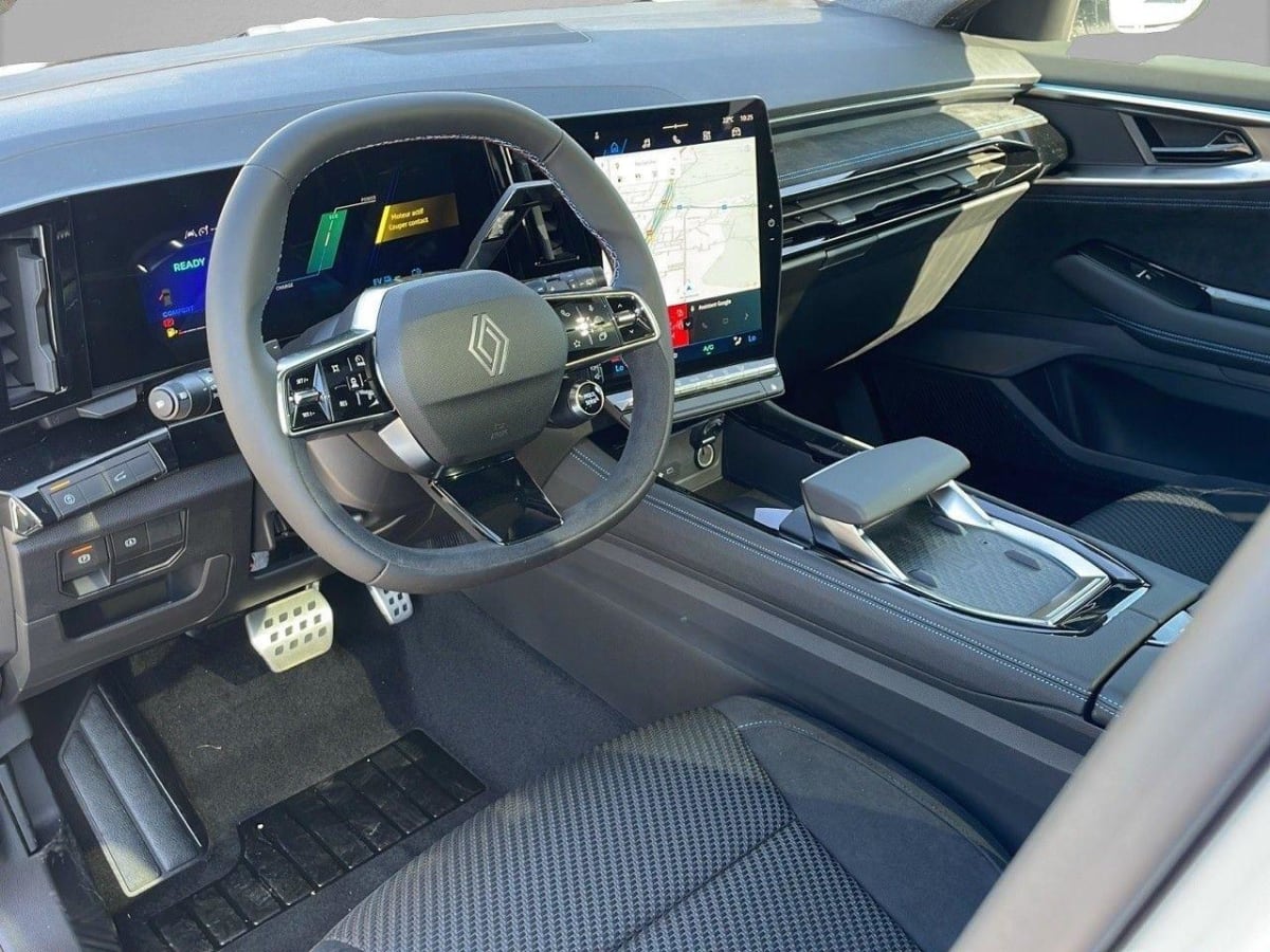 349804_p2 - RENAULT - ESPACE - 2025 - photo 7