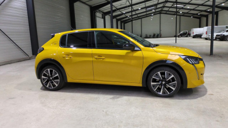 46494_p28 - PEUGEOT - 208 - 2023