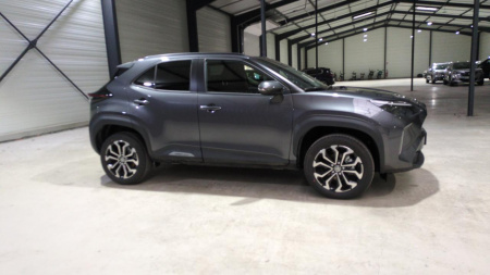 45966_p28 - TOYOTA - YARIS CROSS - 2025