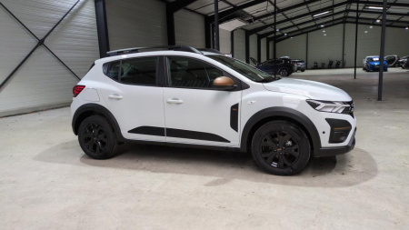 46559_p28 - DACIA - SANDERO - 2025