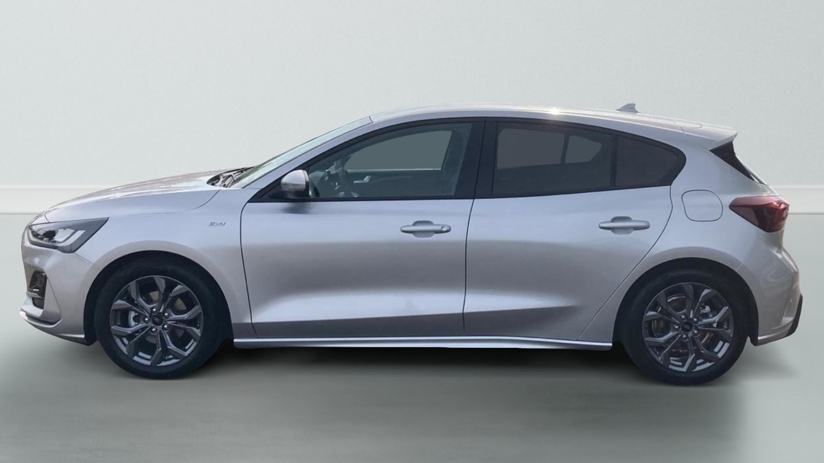345581_p2 - FORD - FOCUS - 2025 - photo 2