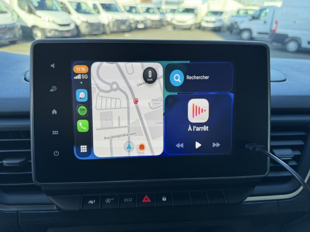 364973_p2 - RENAULT - TRAFIC - 2025 - photo 9