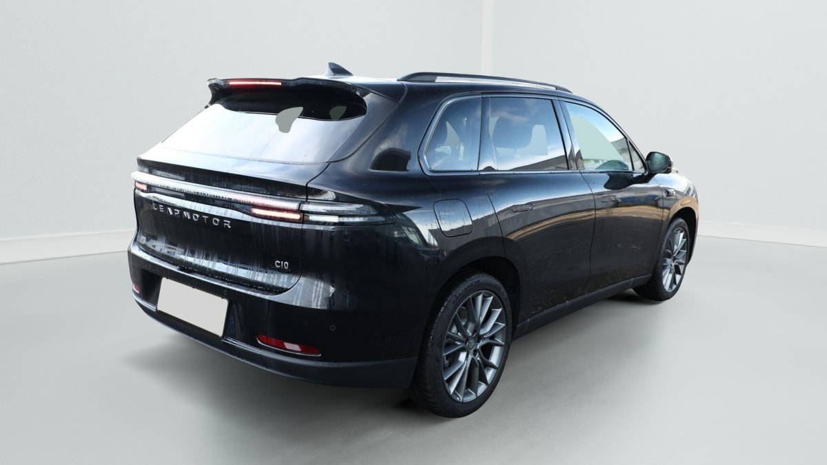 369689_p2 - LEAPMOTOR - C10 - 2026 - photo 3