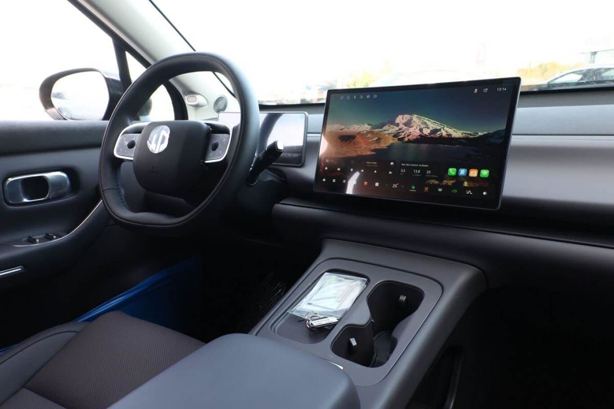 369689_p2 - LEAPMOTOR - C10 - 2026 - photo 9