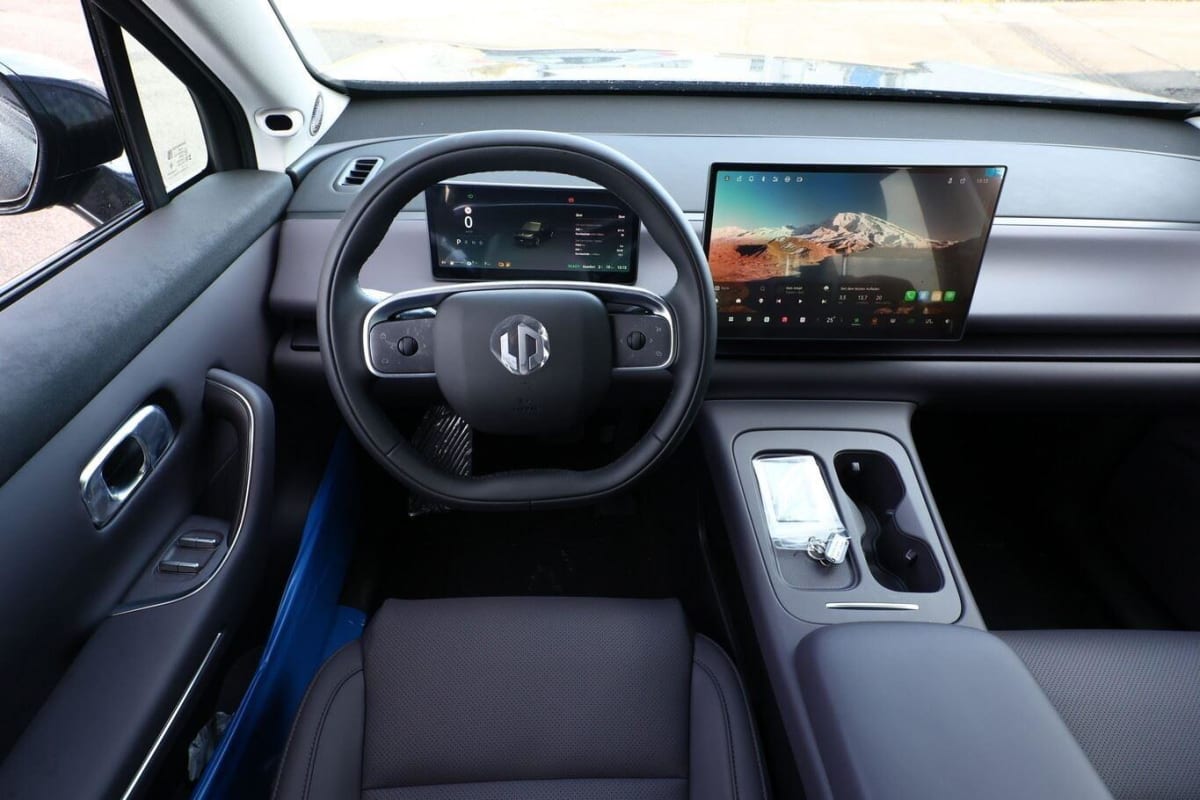 369689_p2 - LEAPMOTOR - C10 - 2026 - photo 7