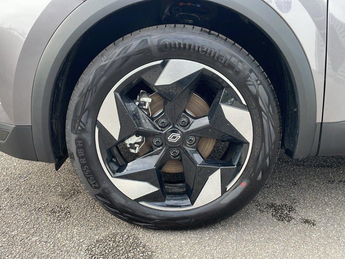 361597_p2 - RENAULT - CAPTUR - 2025 - photo 8