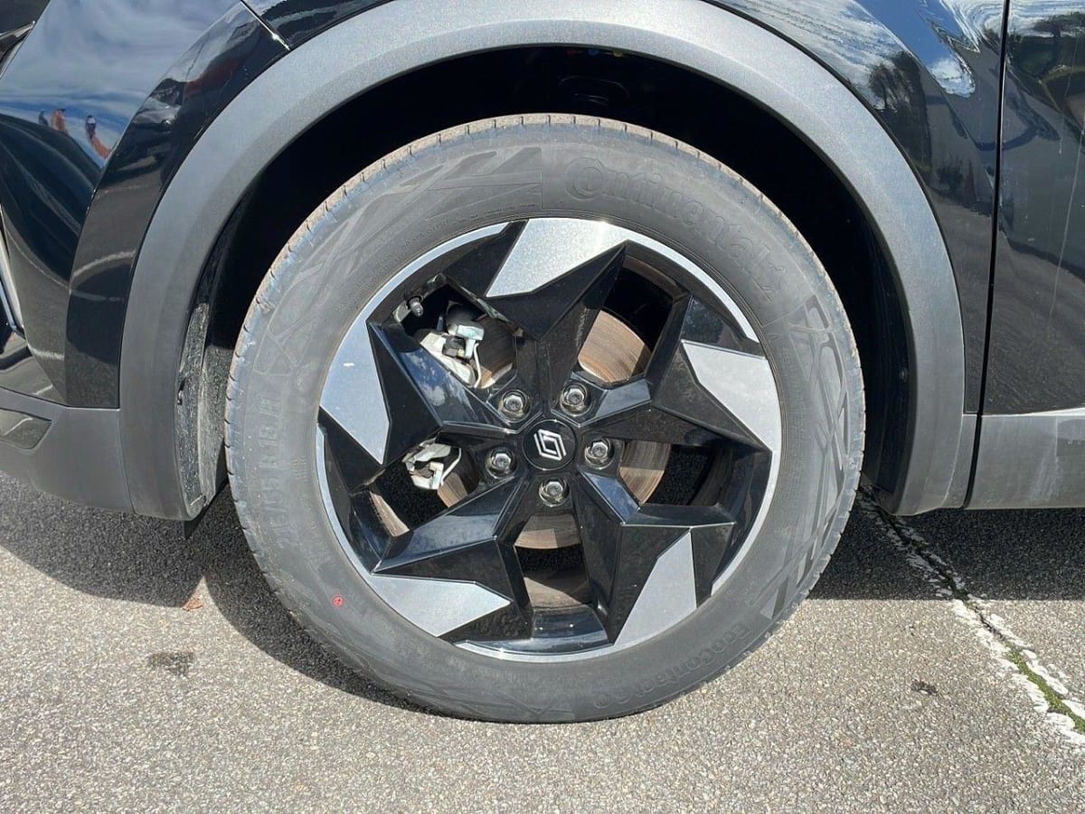 362081_p2 - RENAULT - CAPTUR - 2025 - photo 9