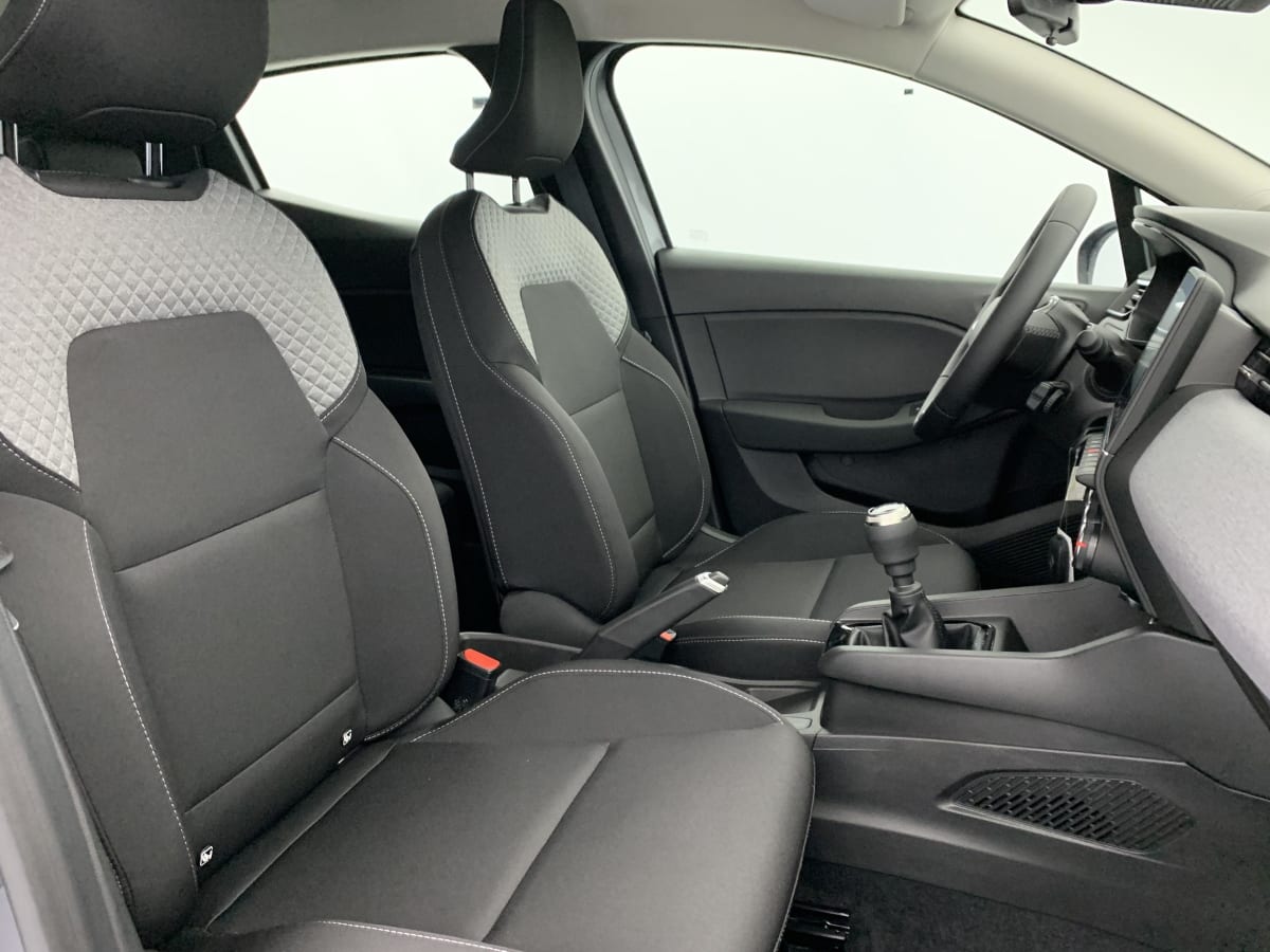 380693_p2 - RENAULT - CLIO 5 - 2026 - photo 9