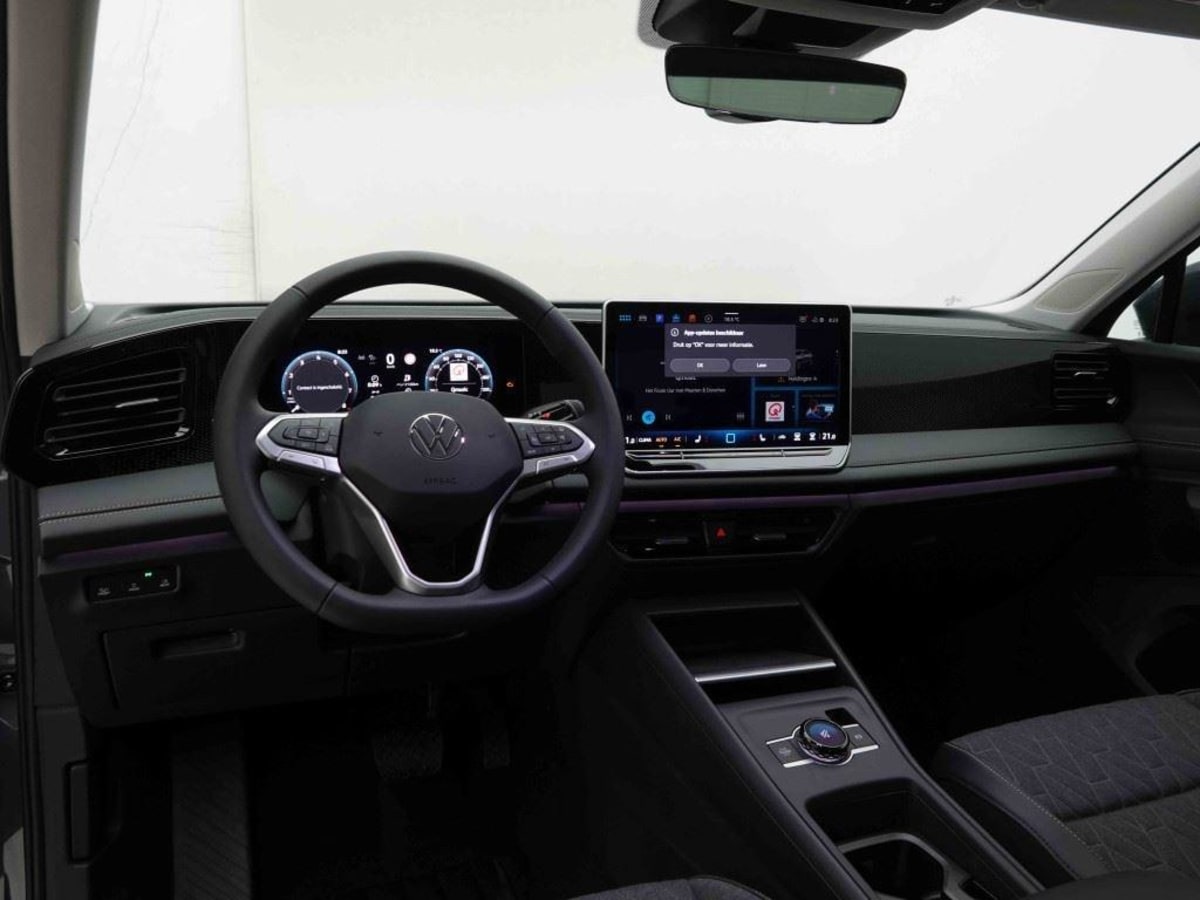 392125_p2 - VOLKSWAGEN - TIGUAN - 2026 - photo 9