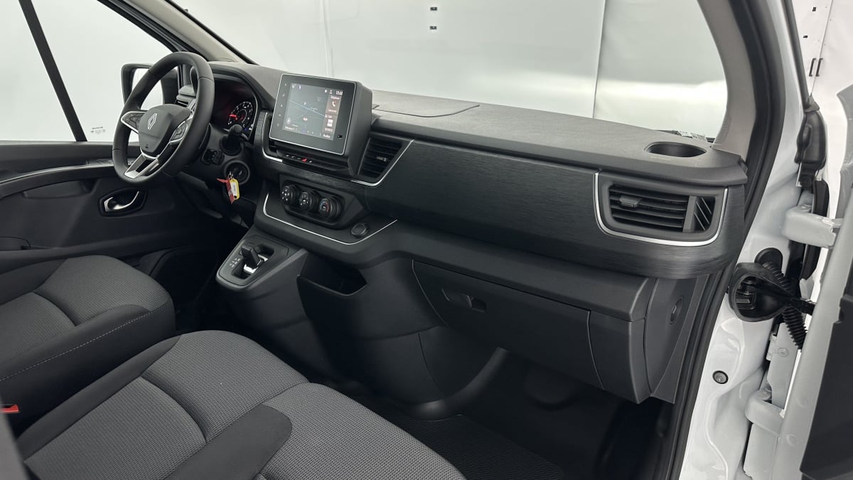 395455_p2 - RENAULT - TRAFIC - 2026 - photo 7