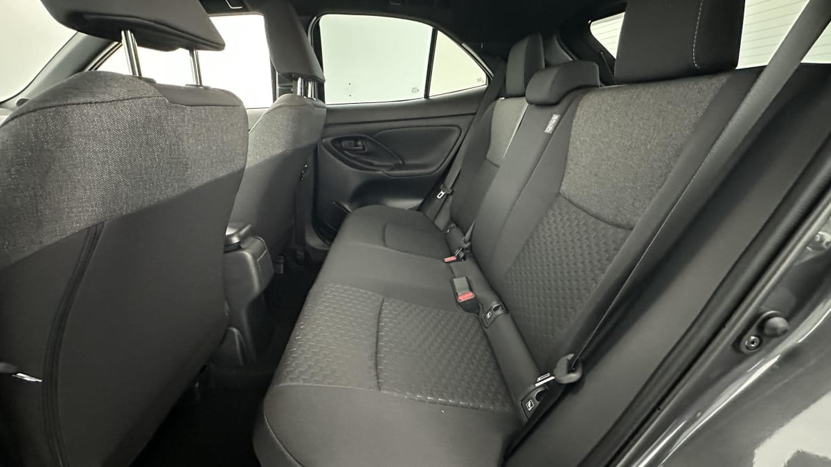 395577_p2 - TOYOTA - YARIS CROSS - 2026 - photo 9