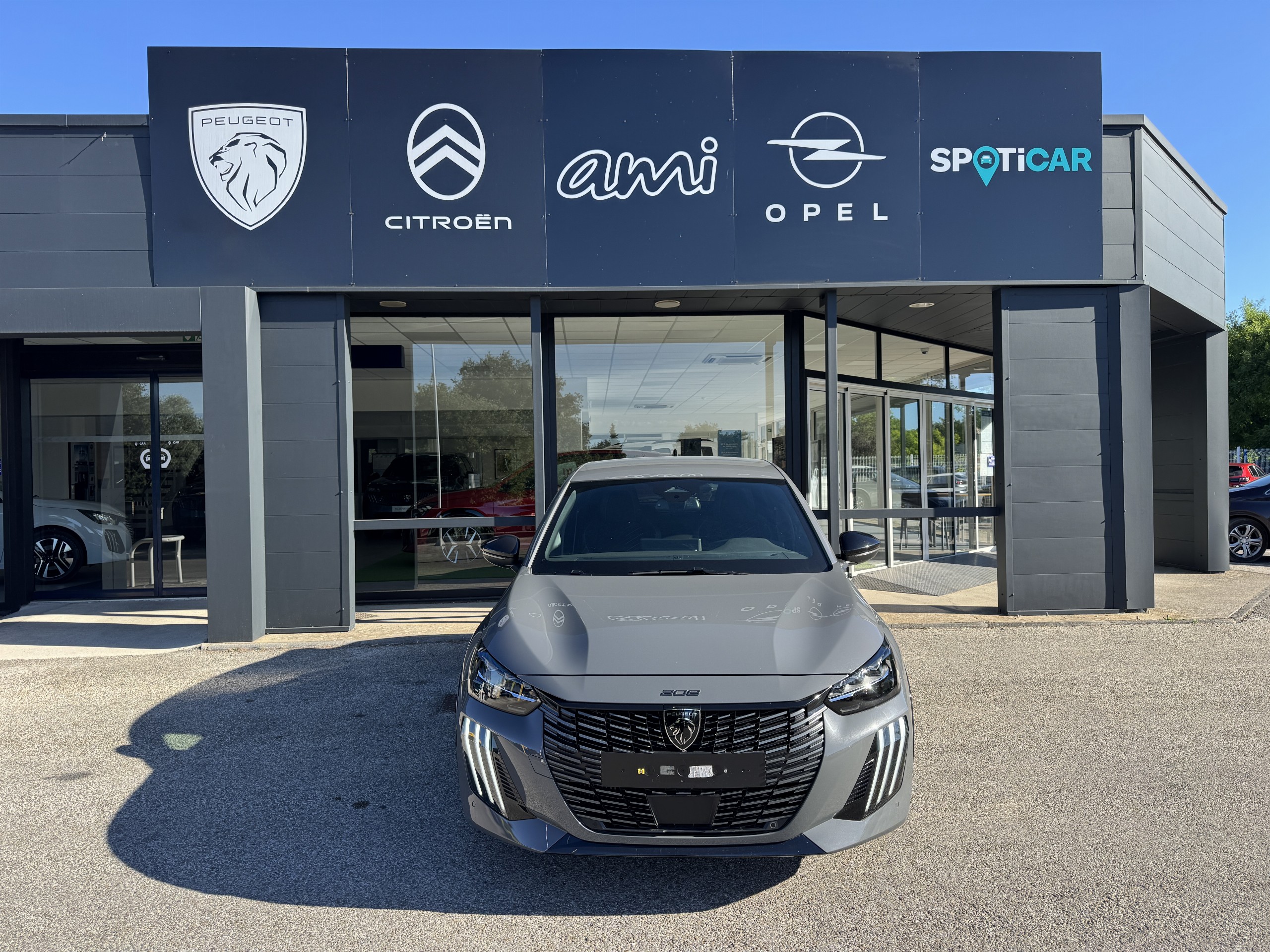 4400 - PEUGEOT - 208 (2) - 2025 - photo 3