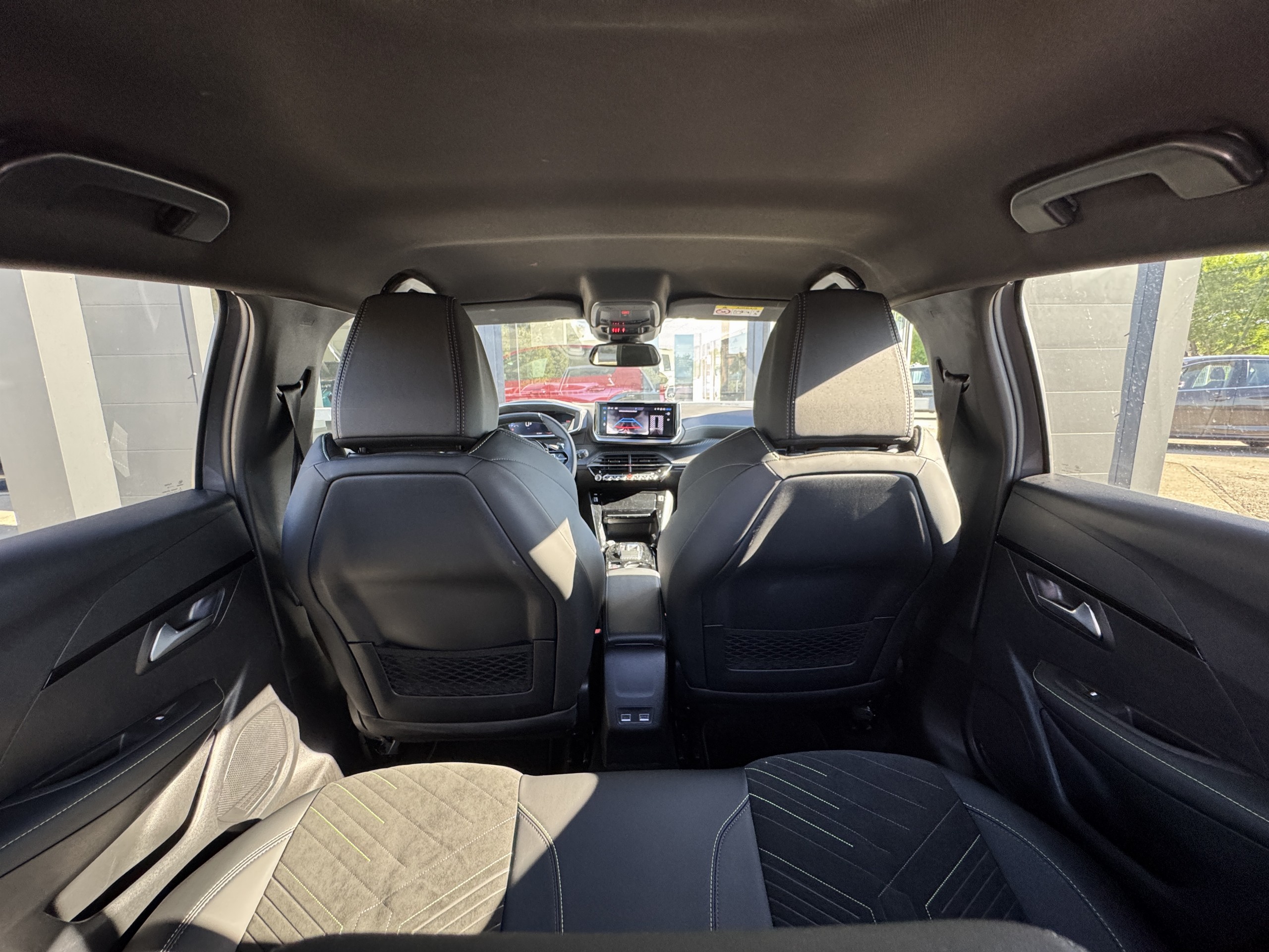 4400 - PEUGEOT - 208 (2) - 2025 - photo 20