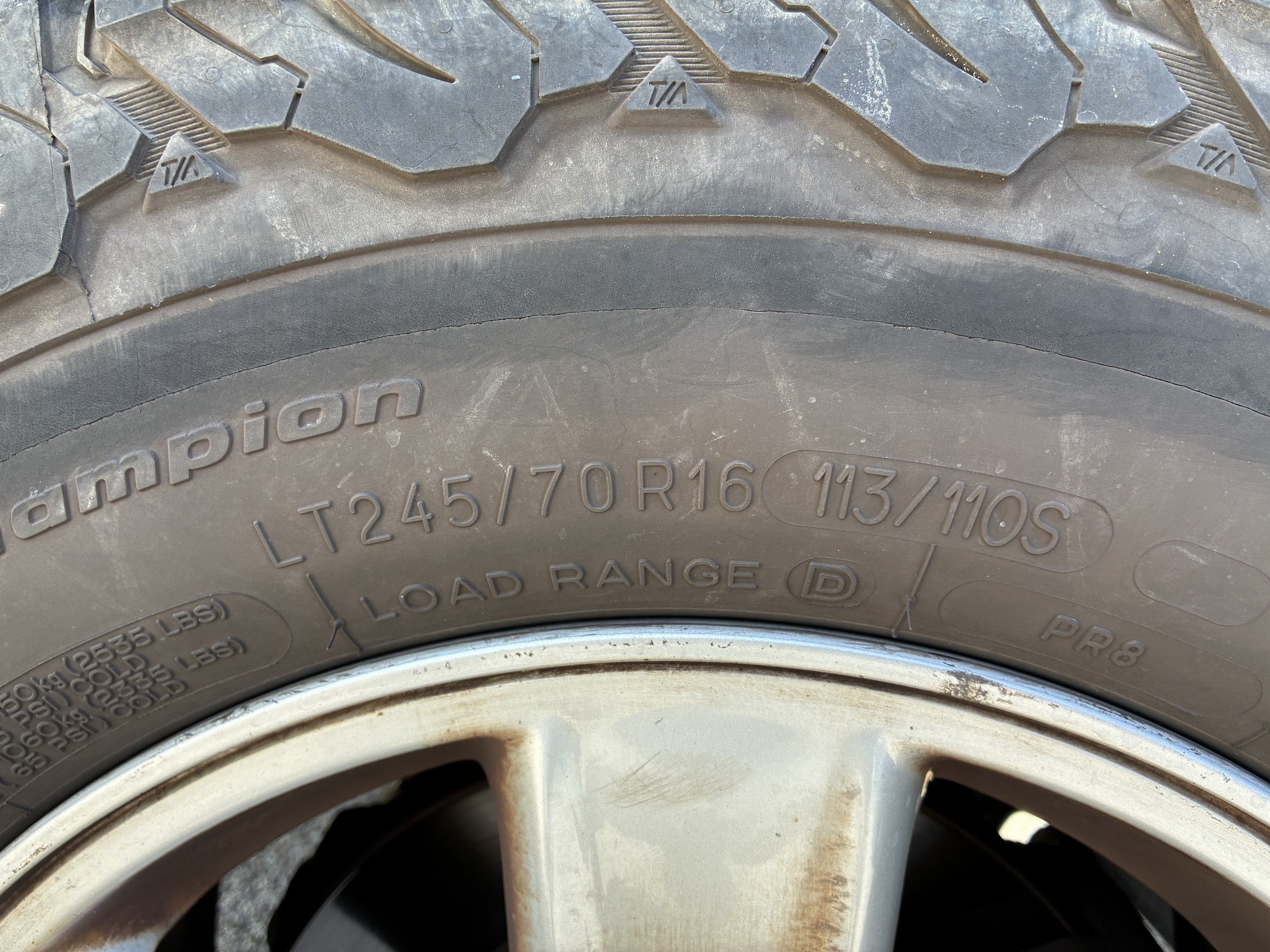 4425 - ISUZU - D MAX CA (2) - 2015 - photo 16